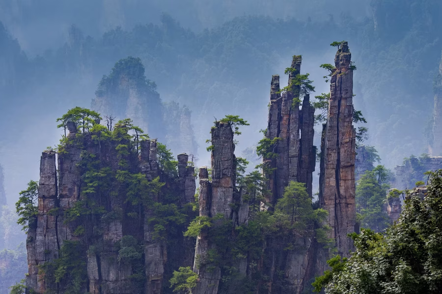 10-Day Authentic Natural Wonders Visa-Free China Tour: Zhangjiajie & Guilin – Avatar Mountains, Li River